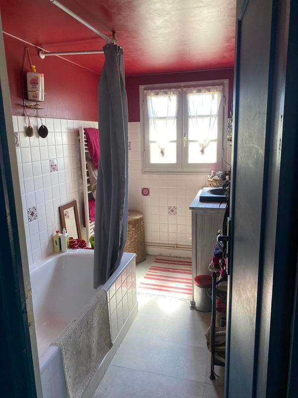 Maison - 104 m² - 4 pièces