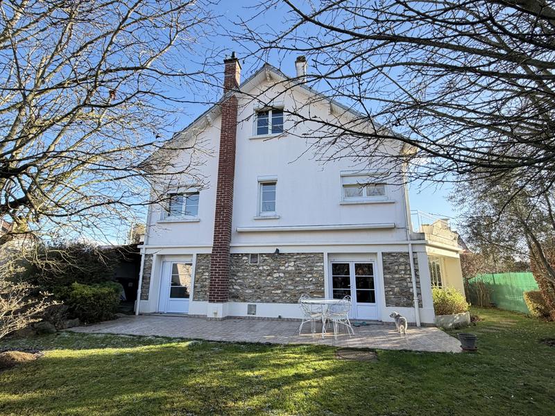 Maison - 115 m² - 5 pièces