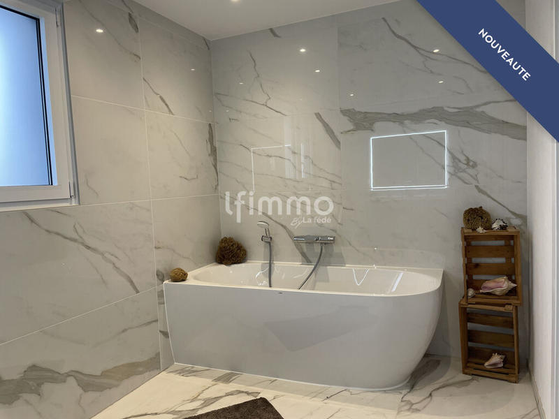 Immeuble - 298 m² - 7 pièces