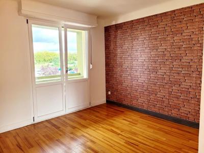 Appartement - 84 m² - 3 pièces