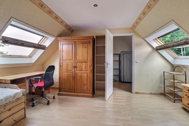 Maison - 167 m² - 8 pièces