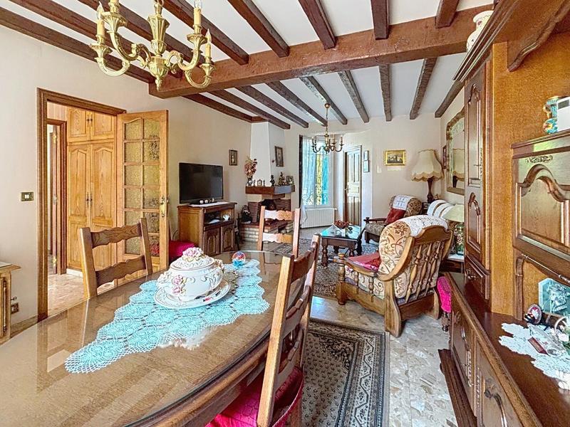 Maison - 149 m² - 7 pièces