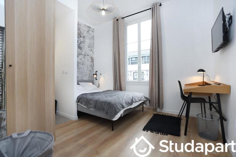 Chambre - 11 m² - 1 pièce