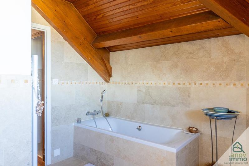 Maison - 166 m² - 7 pièces