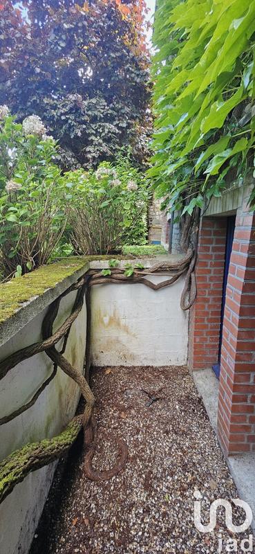 Studio - 25 m² - 1 pièce