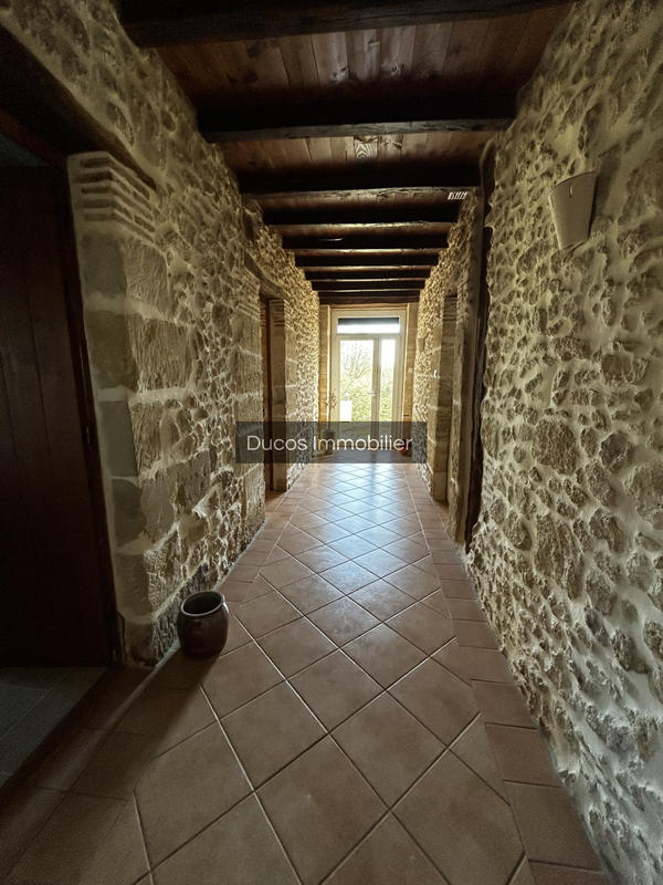 Maison - 210 m² - 5 pièces