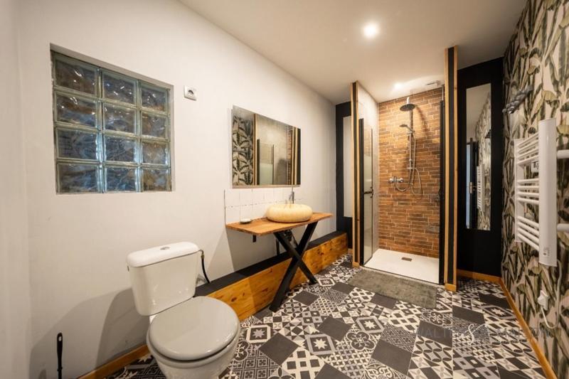 Maison ancienne - 212 m² - 10 pièces