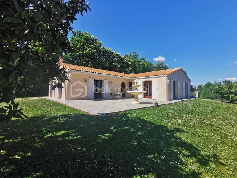Maison - 181 m² - 7 pièces