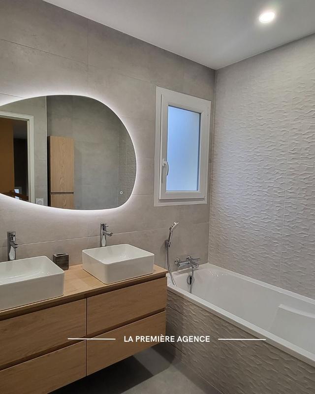 Villa - 137 m² - 5 pièces