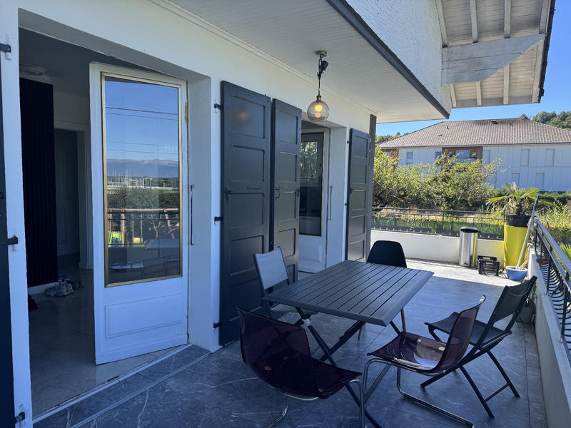 Maison - 180 m² - 6 pièces