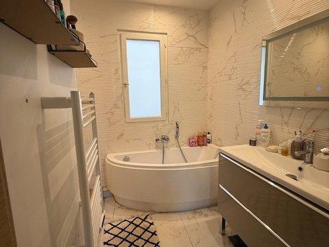 Appartement - 74 m² - 3 pièces