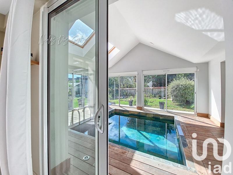 Maison - 200 m² - 5 pièces