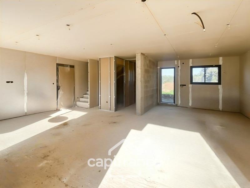 Maison - 93 m² - 4 pièces