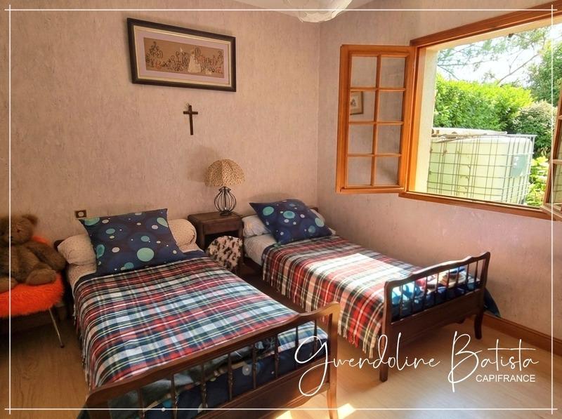 Maison - 121 m² - 6 pièces