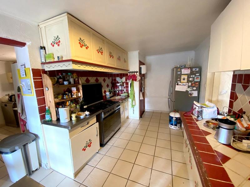 Maison - 450 m² - 16 pièces