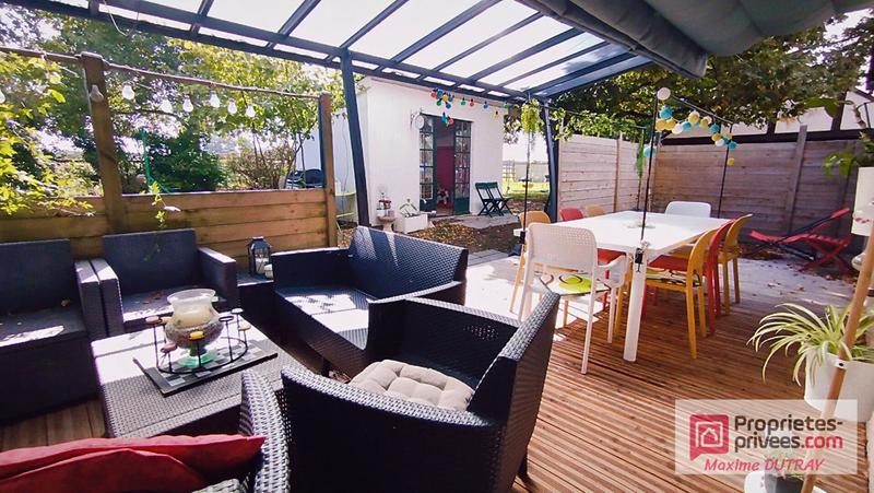 Maison - 351 m² - 18 pièces