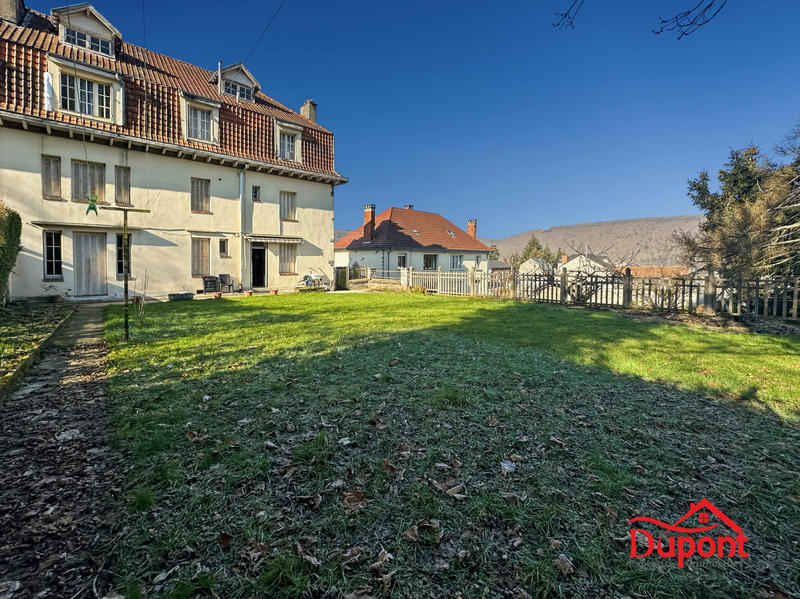 Maison - 263 m² - 7 pièces