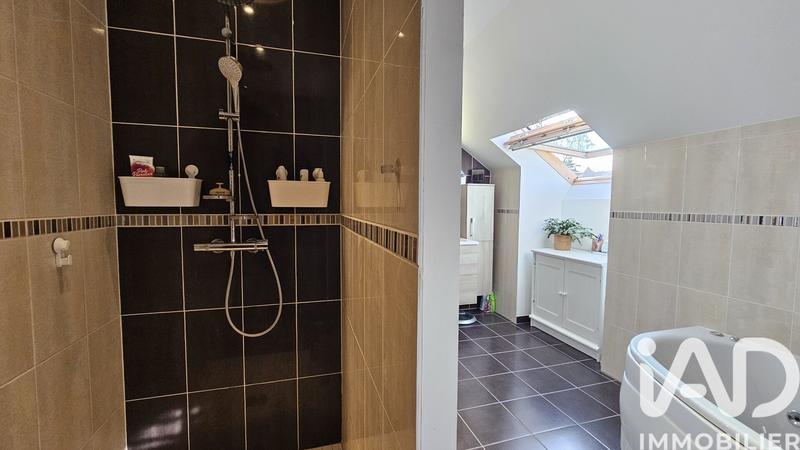 Maison - 150 m² - 6 pièces