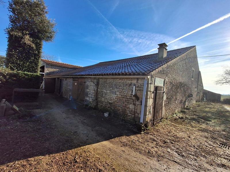 Maison - 230 m² - 8 pièces