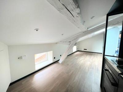 Appartement - 15 m² - 2 pièces