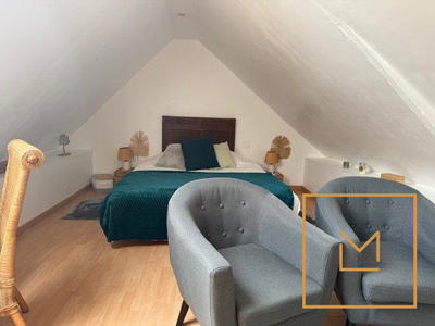 Maison ancienne - 243 m² - 8 pièces