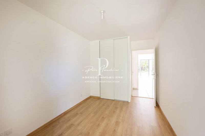 Appartement - 82 m² - 3 pièces