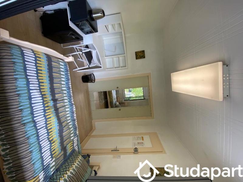 Chambre - 12 m² - 1 pièce