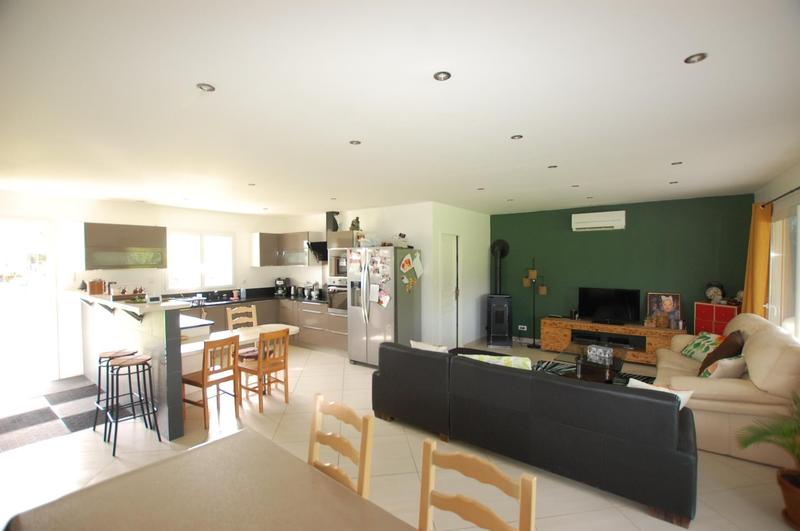 Maison - 110 m² - 4 pièces