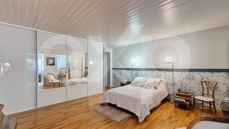 Maison - 151 m² - 5 pièces