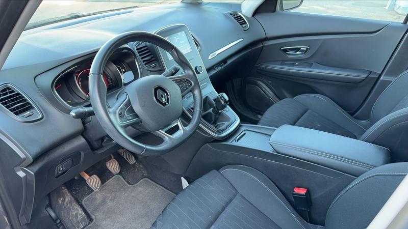 Renault Scénic IV 1.7 Blue dCi 120 Business - Entretien constructeur