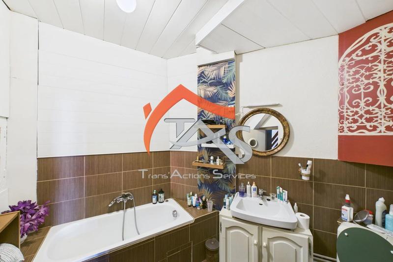 Appartement - 125 m² - 5 pièces