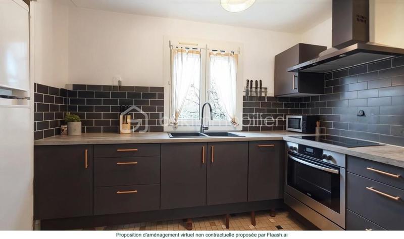 Maison - 80 m² - 4 pièces