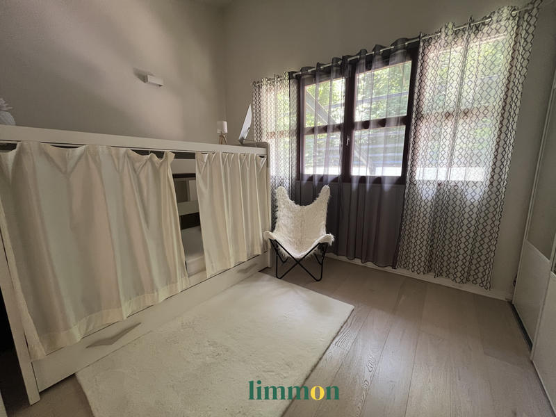 Maison - 180 m² - 5 pièces