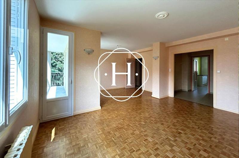 Appartement - 85 m² - 4 pièces