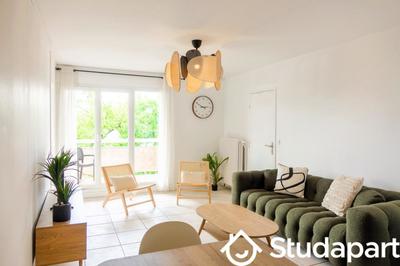 Chambre - 9 m² - 1 pièce