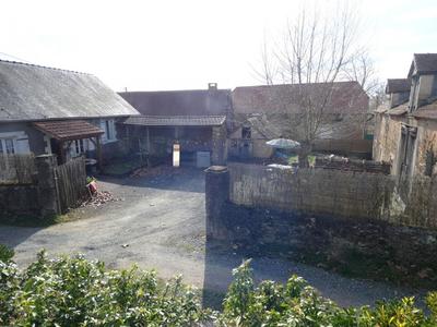 Maison - 95 m² - 6 pièces