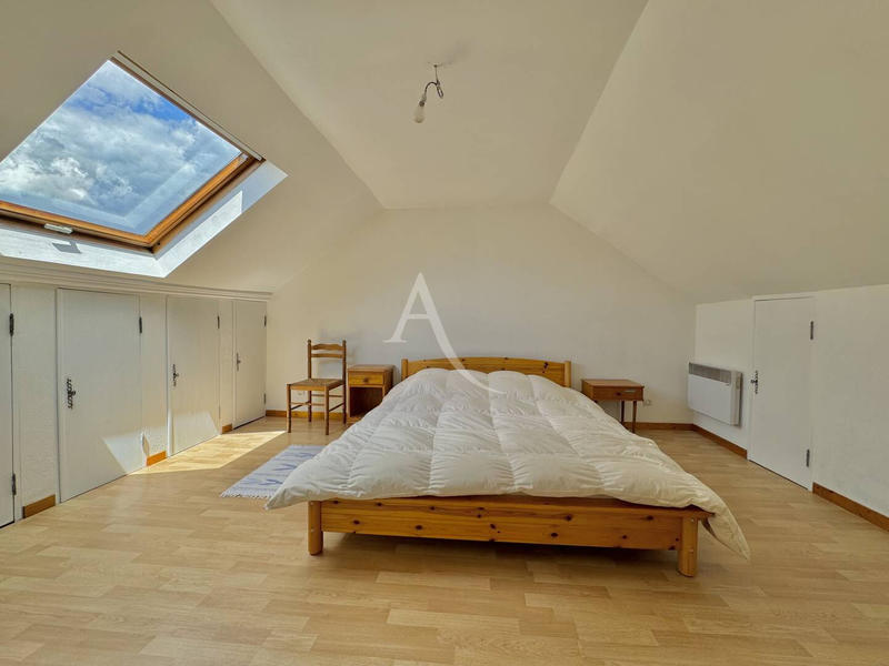 Maison - 105 m² - 5 pièces