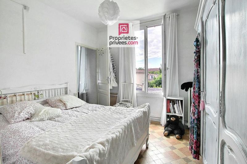 Immeuble - 195 m² - 10 pièces