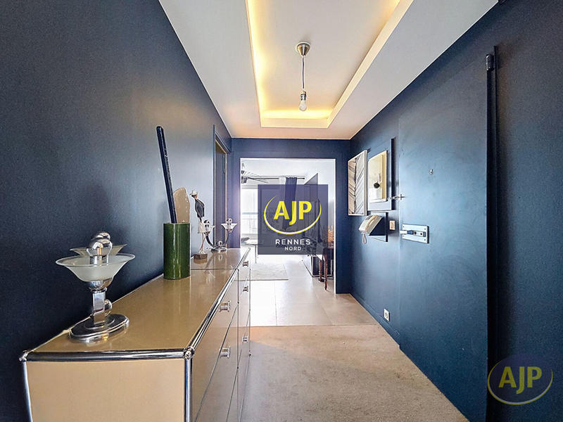 Appartement - 135 m² - 5 pièces