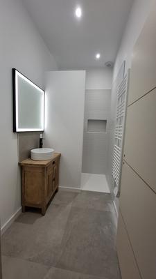 Maison - 216 m² - 9 pièces