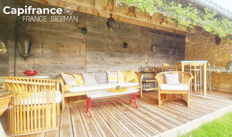 Maison - 226 m² - 15 pièces