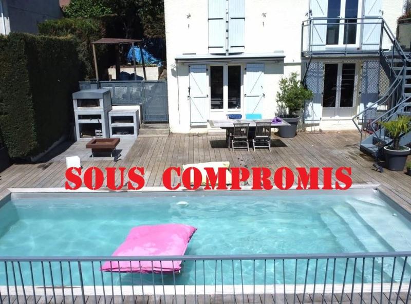 Maison - 156 m² - 7 pièces