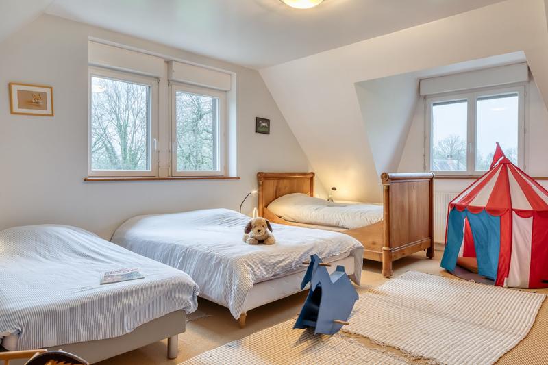 Maison - 200 m² - 7 pièces