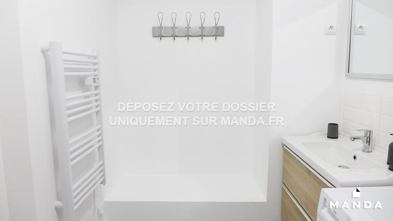 Chambre - 10 m² - 6 pièces