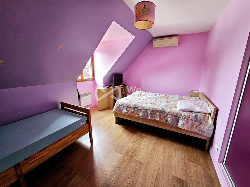 Maison traditionnelle - 131 m² - 7 pièces