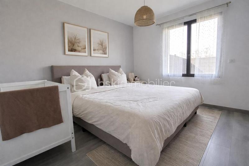 Maison - 140 m² - 5 pièces