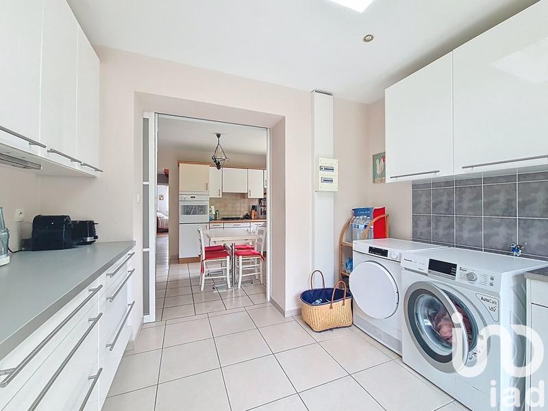 Maison - 140 m² - 8 pièces