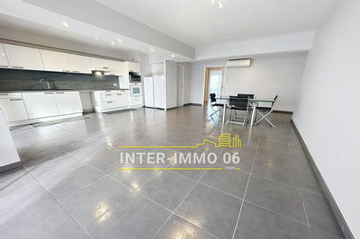 Appartement - 78 m² - 3 pièces