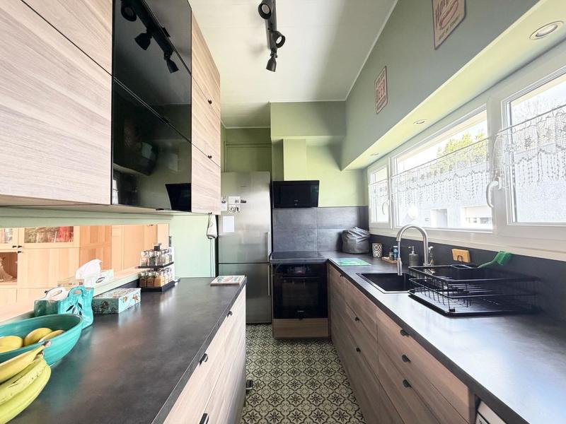 Maison - 95 m² - 5 pièces