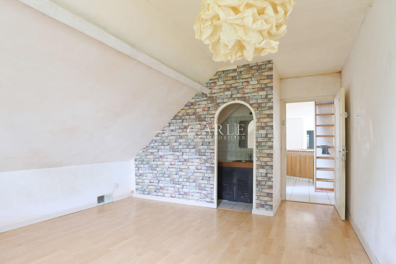 Maison - 292 m² - 7 pièces